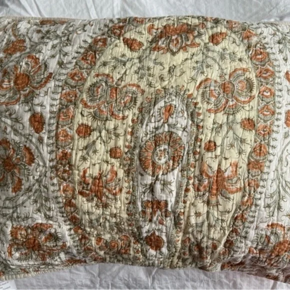 Pottery Barn Josie Kalimkari Shams Set of 2 Standard Size Boho Floral Print